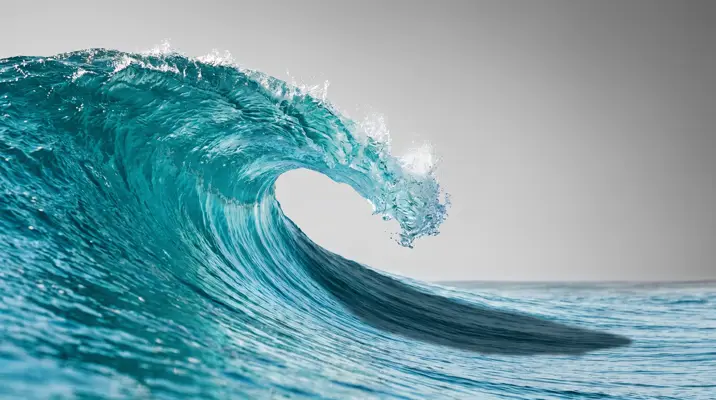 透光海浪桌面壁纸